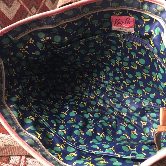 XL Fossil Key Per Tote - Picture 3 of 8